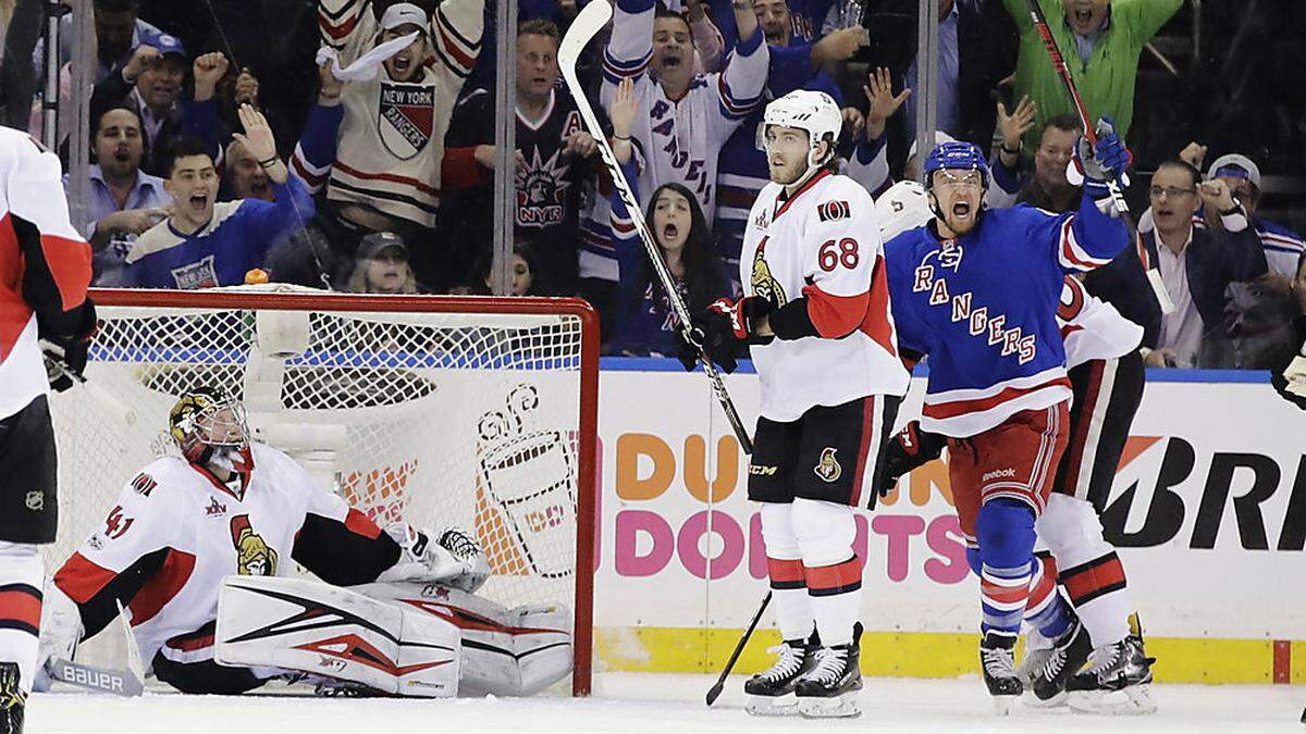 Michael Grabner und die New York Rangers glichen die Serie nach 0:2 mit zwei 4:1-Siegen im Madison Square Garden von New York aus