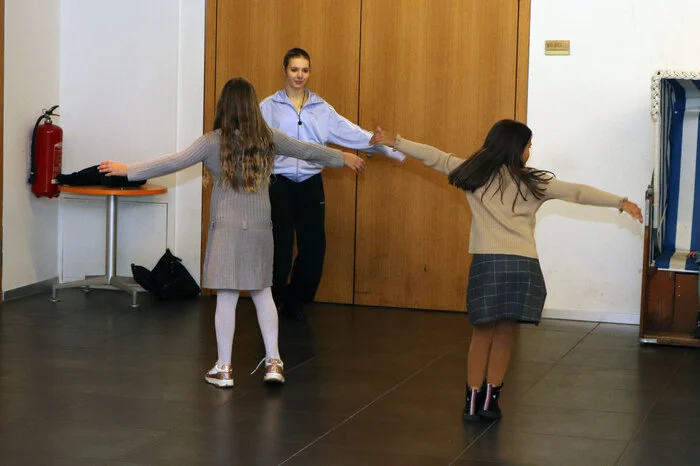 Kindertanzen mit Johanna Klingbacher vom Tanzstudio Tara Brauner.