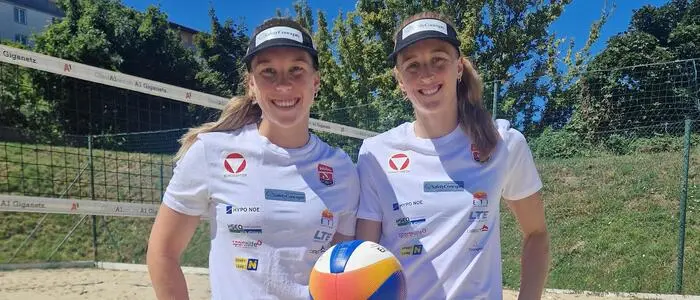 Ronja (links) und Dorina Klinger sind Österreichs beste Beachvolleyball-Damen
