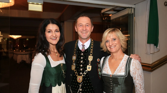 Traditionsgemäß luden die Oberlandler zu ihrem Ball ins Kulturhaus Knittelfeld - gekommen sind dann Groß und Klein.