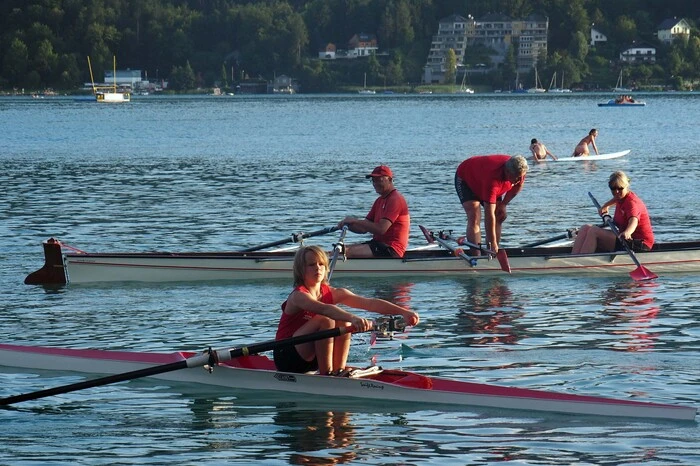Während des Albatrosfests wurden die vier neuen Ruderboote getauft.