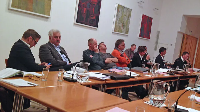 ÖVP-Mandatar Christian Steininger (links) sparte bei der Kaufhaus-Debatte nicht mit Kritik an Blanik