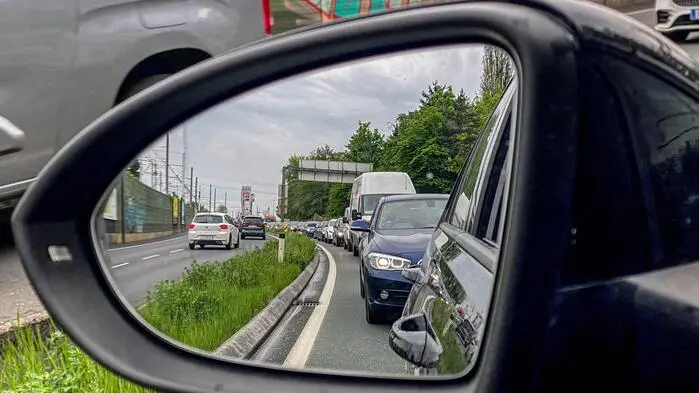 Besonders vor dem Karawankentunnel staute es sich am Samstag (Symbolfoto)