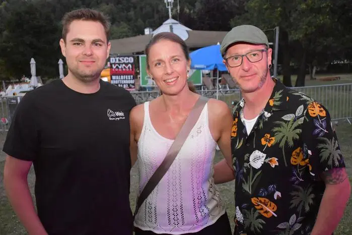 „Für uns ist es ein schönes Zeichen, dass die Baywatch-Party nach wie vor gut ankommt und vor allem die Jüngeren ihre ersten Fortgeherfahrungen bei uns sammeln. Es ist für viele bereits zum Fixpunkt im Kalender geworden und das freut uns als Team der Jungen Stadt Weiz natürlich sehr“, sagt Julian Macher (links) vom Veranstalterteam der „Jungen Stadt Weiz“.