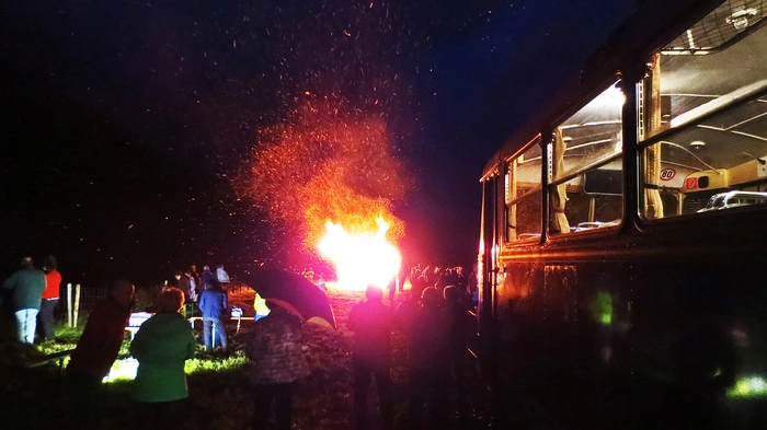 Der Verein Erzbergbahn lud zur Sonnwendfeier-Fahrt. Start war beim Bahnhof Vordernberg-Markt.