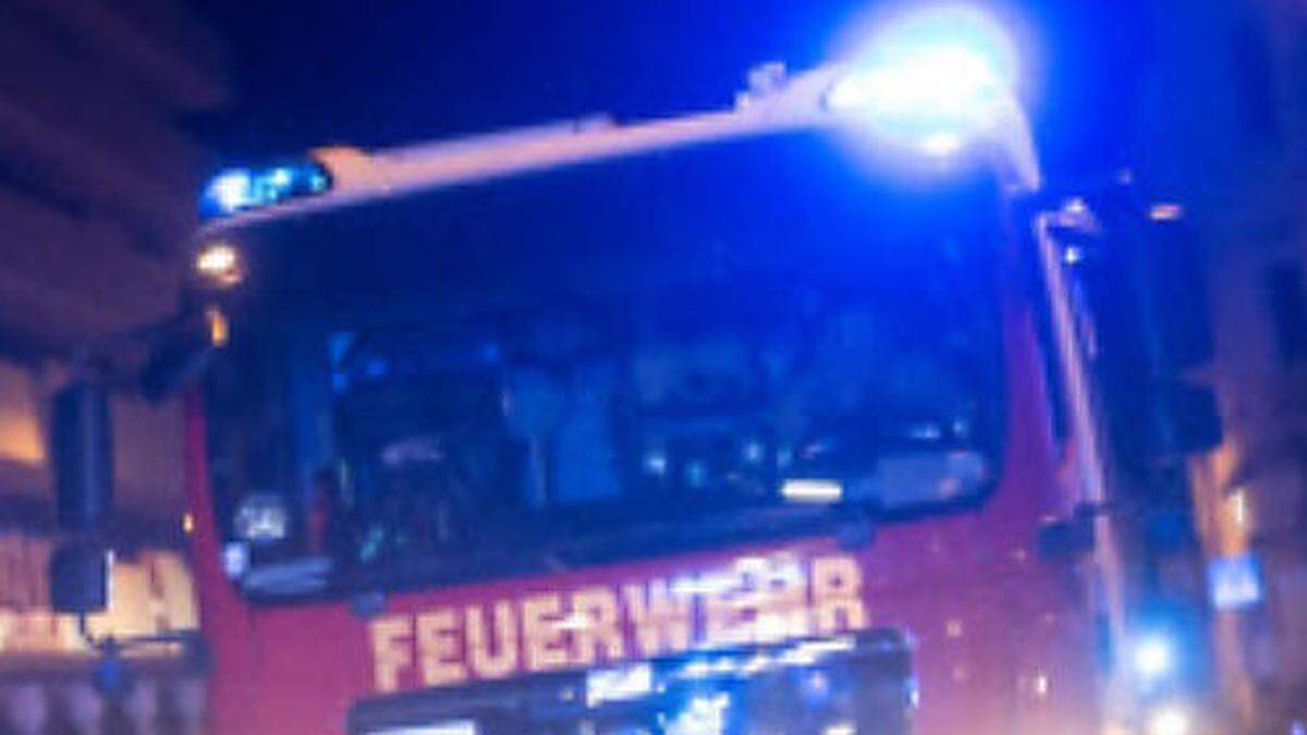 Der Einsatztrupp der Feuerwehr blieb unverletzt (Symbolfoto)