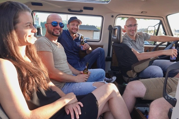Auch im Auto gab es Livemusik als Übertragung von der Konzertbühne.