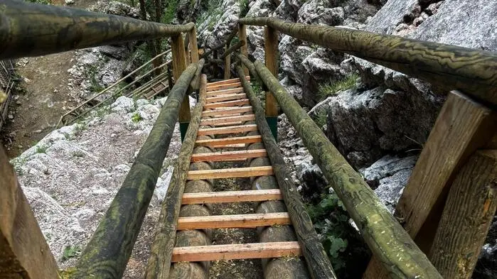 Eine Brücke in der Bärenschützklamm wurde im Zuge der Unwetter am Samstag beschädigt