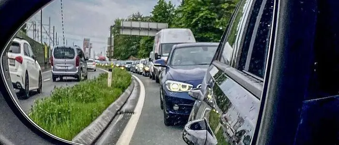 Autofahrer müssen sich am Wochenende auf Wartezeiten einstellen (Archivfoto)