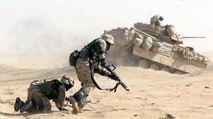 Während der Besetzung des Irak werden mehr als 4.000 amerikanische Soldaten getötet. 