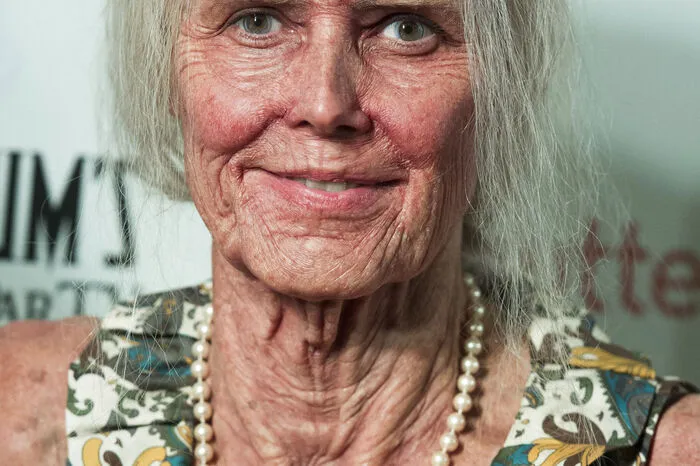 Und sollten Sie Klum einmal nicht erkennen: Doch, sie ist es. Die Emmy-Gewinnerin hat nur ein Faible für Halloween und Kostüme.