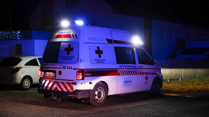 Durch das schnelle Eingreifen eines zufällig anwesenden Feuerwehrmannes konnte eine Ausbreitung und ein größerer Schaden verhindert werden.
