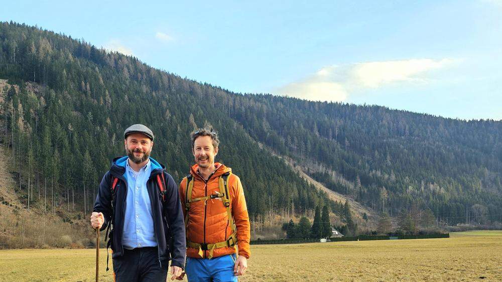 Setzen sich für bessere Wanderwege ein: Tourismusstadtrat Christoph Gräfling und der Obmann des Tourismusausschusses, Roland Gutzinger (rechts)