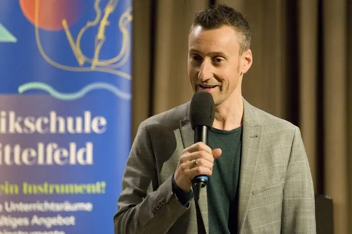  Musikschuldirektor Klaus Mühlthaler plant bis zum Schulschluss weitere Vorspielabende, darunter das nächste Highlight: das Faschingskonzert der Kleinsten am 3. März um 17 Uhr in der Musikschule.