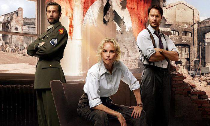 Moritz McLaughlin (Logan Marshall-Green), Elsie Garten (Nina Hoss), Max McLaughlin (Taylor Kitsch).