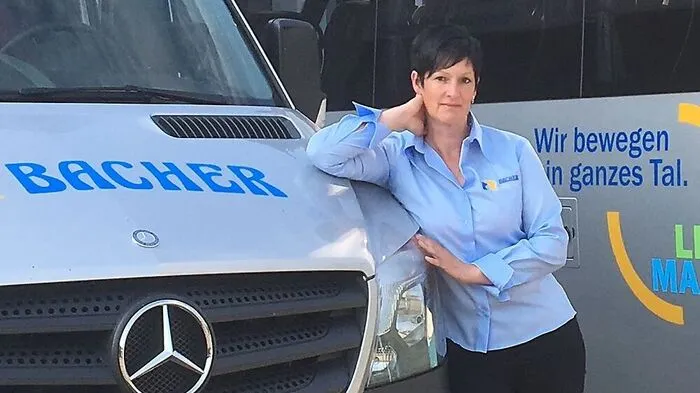 Busfahrerin Sabine Gurker ist froh, diese berufliche Laufbahn eingeschlagen zu haben