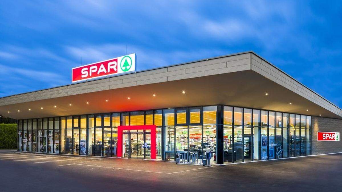 Spar-Märkte werden nur mehr 30 Minuten vor und nach der Öffnung beleuchtet