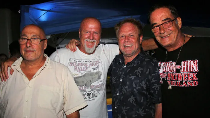 Beste Stimmung herrschte beim BärRock Open-Air beim Schaufelradbagger.