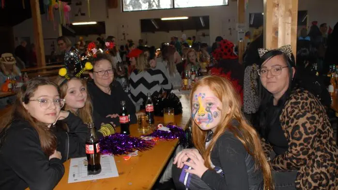 Unter dem Motto „Liebe ist … Ilztaler Fasching“ wurde in Ilztal der Faschingsausklang gebührend gefeiert.