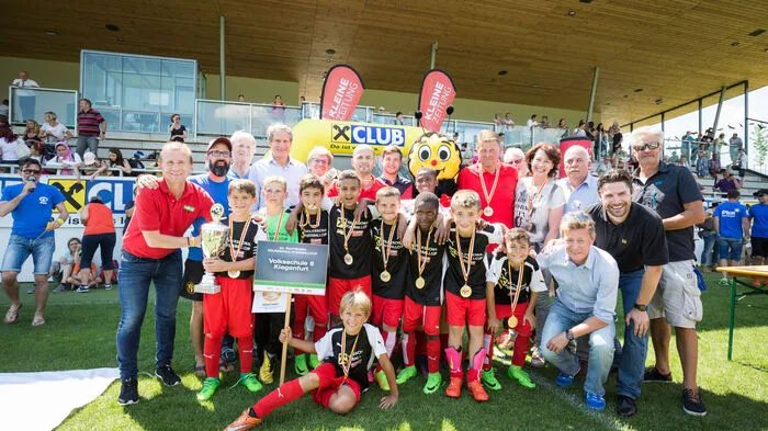 Die VS 8 Klagenfurt gewann das Finale der Burschen gegen die VS Wolfsberg mit 1:0. Das Tor erzielte Anel Karic.
