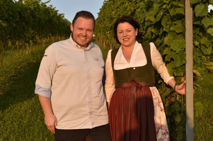 Sonja und Richard Rauch verwöhnten die Gäste mit einem mehrgängigen Menü. Zum Hauptgang servierten sie Tafelspitz vom Milchkalb.