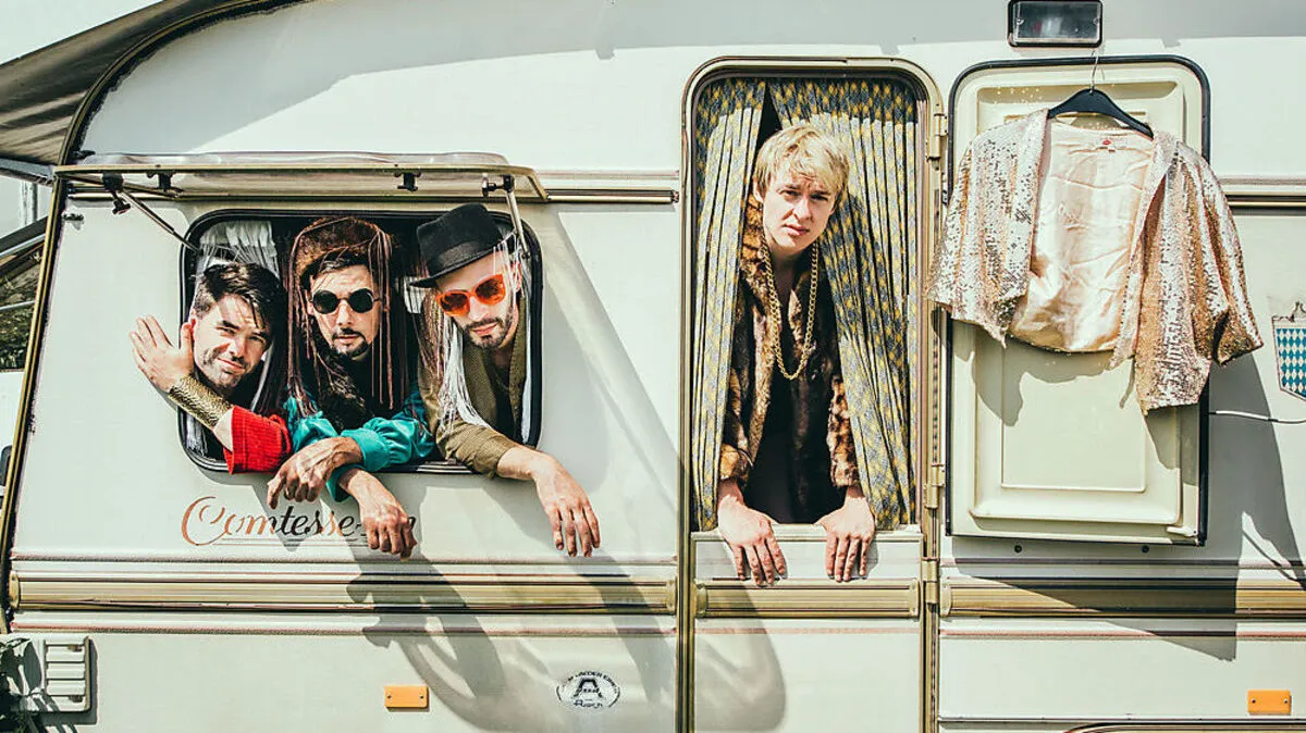 Unterwegs zu neuen Taten: die Jungs von "Rakede"