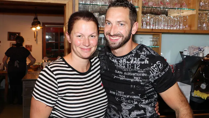 Victoria Stubinger und Valentin Stubinger konnten sich wieder über einen geglungen Dämmerschoppen freuen!