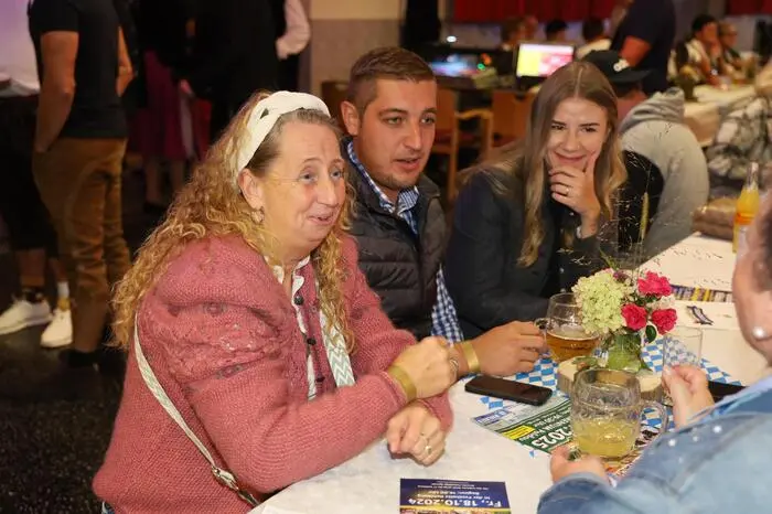 Klicken Sie sich durch die besten Fotos vom Kohlberger Oktoberfest!