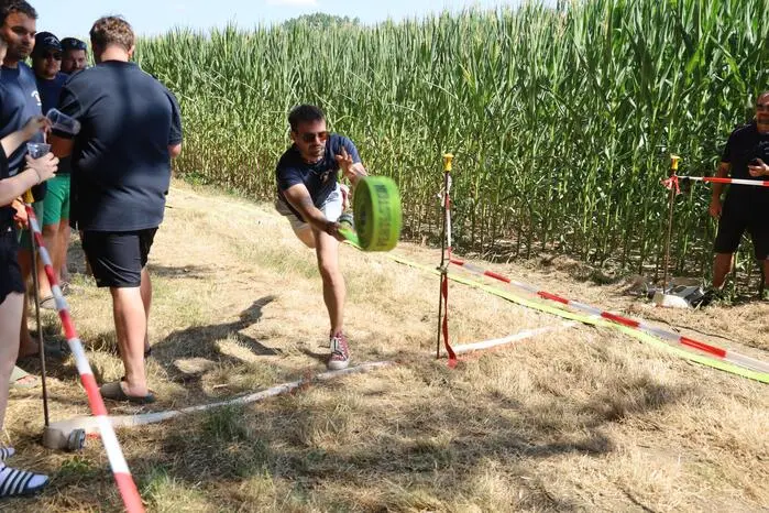 Es standen 18 Teams mit 72 Wettkämpfern und Wettkämpferinnen, die fünf Disziplinen zu bewältigen hatten, am Start