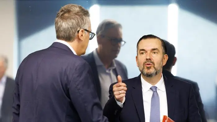 Gehalt des designierten ORF-Generaldirektors Clemens Pig im Visier der FPÖ