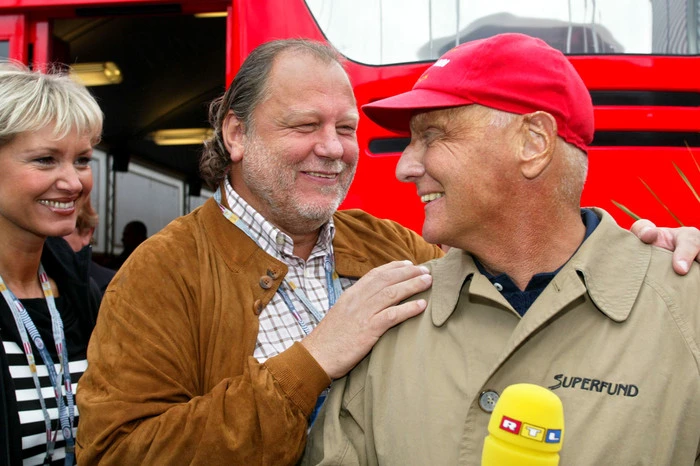 Claudia und Hannes Kartnig mit Niki Lauda