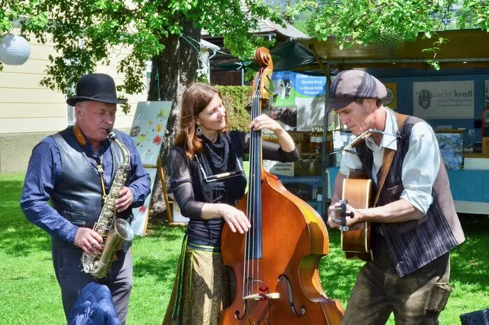 Sorgten für Countrymusik: Das Trio Hillibilli 