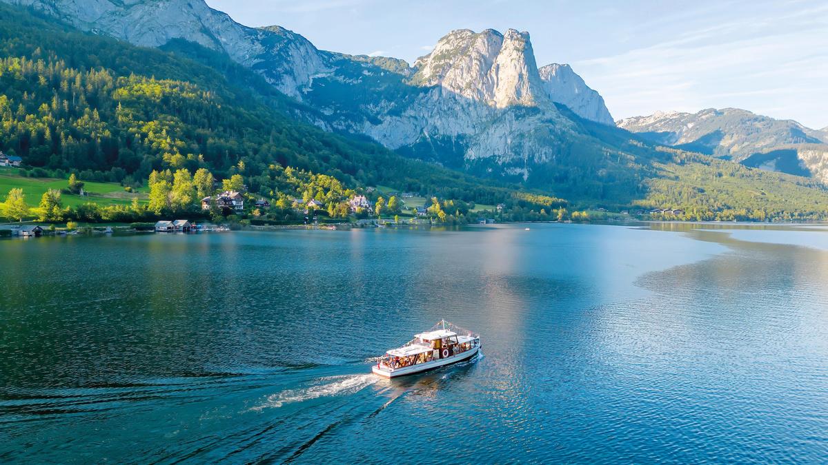 Die MS Traun, eines der beiden Linienschiffe am Grundlsee