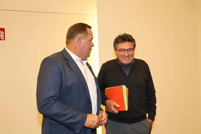 Der Literaturwettbewerb wurde unter dem Motto „Das Vermächtnis“ ausgeschrieben. „Wir verzeichnen mit der Einsendung von 232 Texten von Autorinnen und Autoren aus Deutschland, Schweiz, Österreich und sogar Mexiko einen neuen Teilnehmerrekord“, sagte Kulturreferent Michael Mehsner