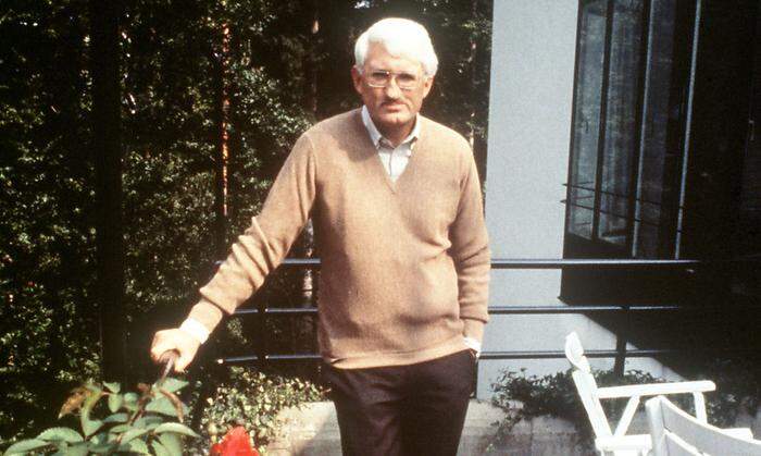 Jürgen Habermas im Jahr 1981 in seinem Haus am Starnberger See