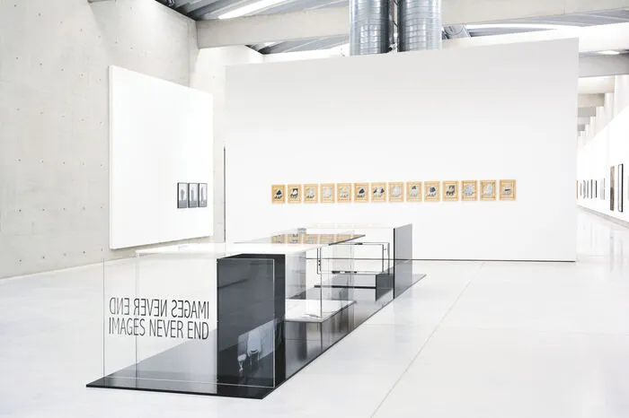 Die Ausstellung ist bis zum 31. Oktober geöffnet, von Mittwoch bis Sonntag, zwischen 10 und 18 Uhr.