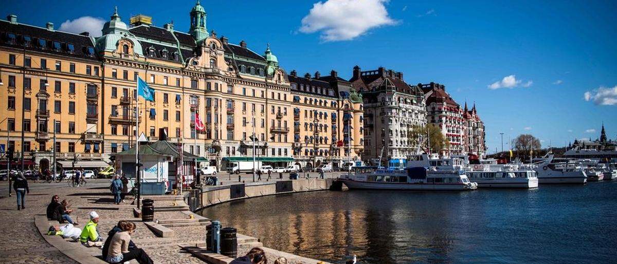 Pflichtbewusste Schweden? Der Nybroplan, ein zentraler Platz in Stockholm, ist in Coronazeiten weit weniger belebt als sonst 