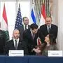 US-Außenminister Marco Rubio mit der Botschafterin aus dem Libanon, Nada Hamadeh Moawad (rechts), und dem Botschafter aus Israel, Yechiel Leiter