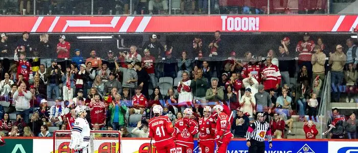 So war‘s im Vorjahr: Da siegte der KAC daheim gegen die Eisbären mit 3:2