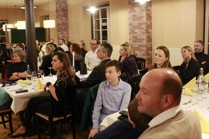 Mit Victoria Thaller konnte an diesem Abend auch ein neues Clubmitglied in die Runde aufgenommen werden und auch Bürgermeister Franz Jost bedankte sich in seinen Grußworten für die geleistete Arbeit und versprach den Club weiterhin mit voller Kraft zu unterstützen.