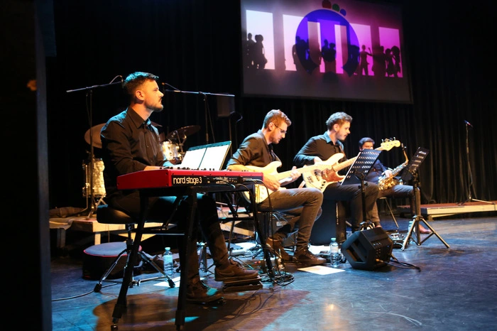 Žan Hauptman und seine Band begeisterten die zahlreichen Besucherinnen und Besucher.