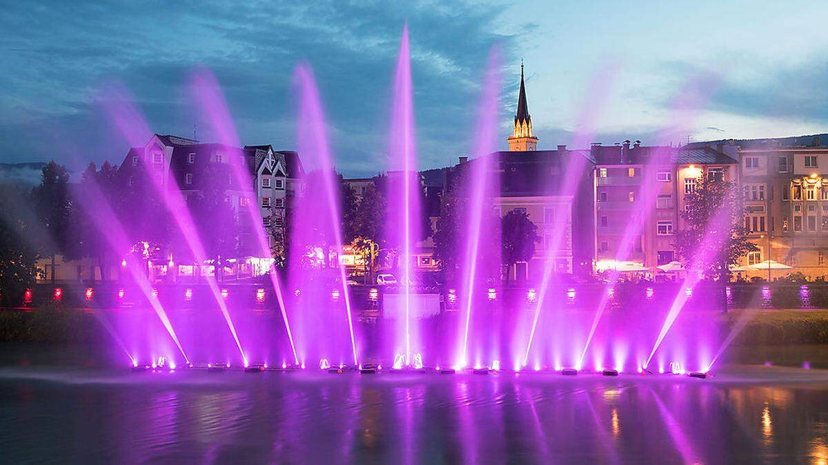 Wasserspiele auf der Drau