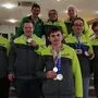 Dominik Maier (V.), Mike Leitgeb-Spörk, Wolfgang Troger, Manfred Kramreiter und Manfred Endtaler (v.l.) Hinten die Trainer: Erich Veitschegger, Veronika Hammer und Klaus Knoll 