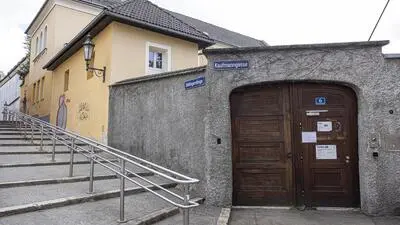 Vor dem Eggerheim herrscht eigentlich ein Alkoholverbot