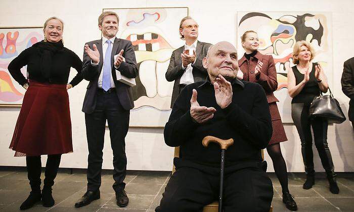 Oswald Oberhuber bei der Eröffnung seiner Ausstellung 2016 im 21er Haus