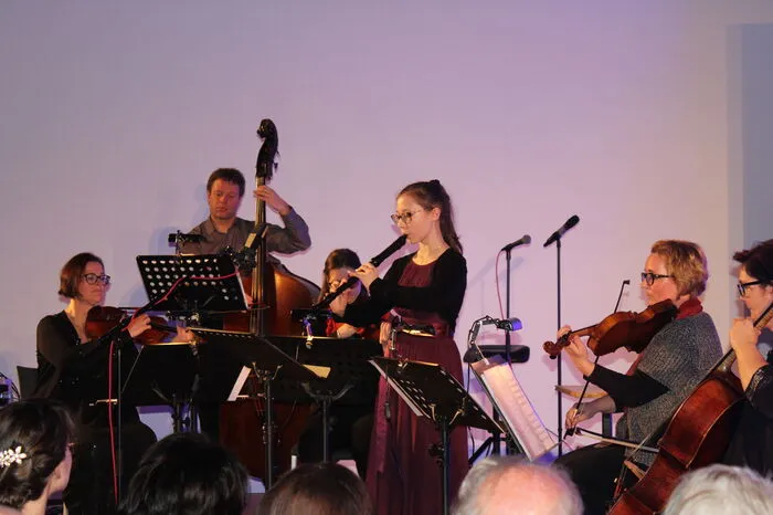 Das Instrumentalensemble der Musikschule Wolfsberg unter der Leitung von Annemarie Haring unterstützte den Heimatklang Bach mit ihren Darbietungen. Die junge Solistin Valerie Breidler auf der Blockflöte stach extra hervor.