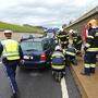 Unfall Freitagfrüh auf der B64 bei Preding: Polizei, Feuerwehr und Rotes Kreuz waren im Einsatz