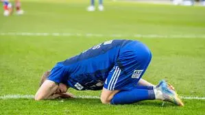 Der WAC (Marco Sulzner) lag nach dem 0:2 am Boden