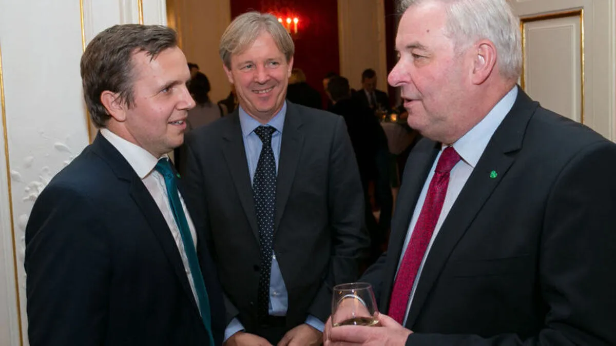 Feiertag (l.; neben Reischl) mit Schützenhöfer