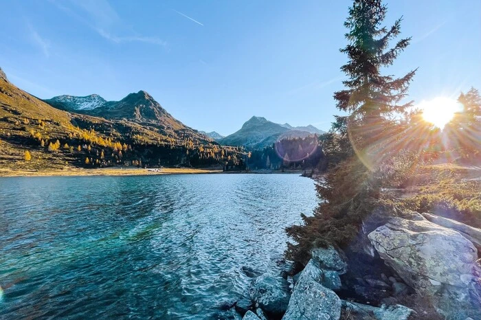 Nach einer anstrengenden Bergtour in den Deferegger Alpen tut ein Sprung in den - immer kühlen - Obersee am Staller Sattel besonders gut :-)